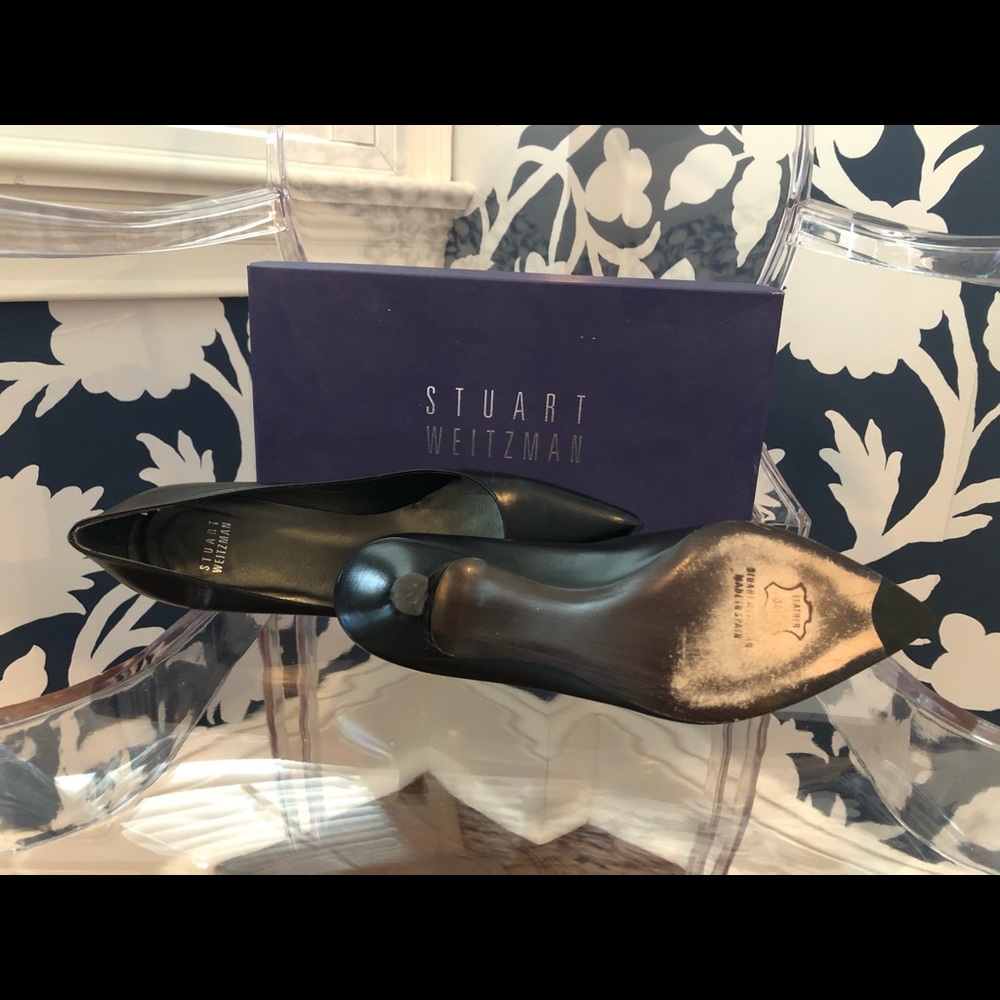 Stuart Weizmann Black Pumps - image 3